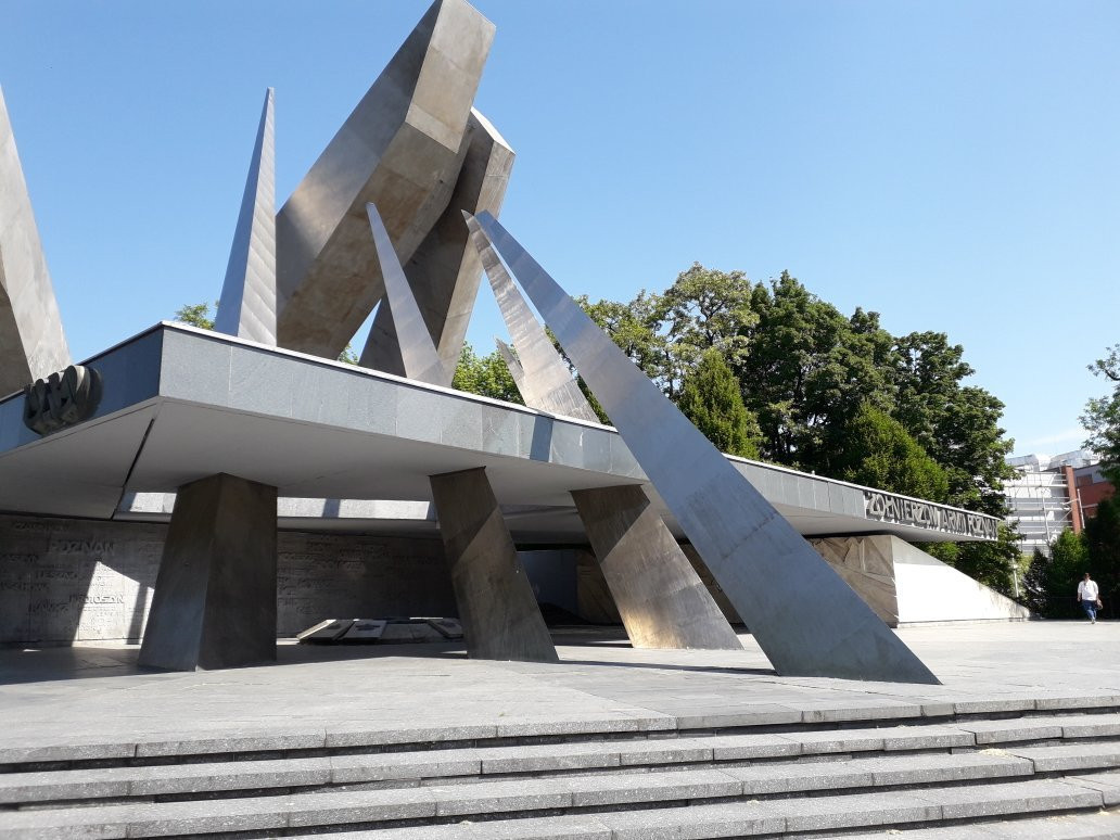 Poznan Army Monument景点图片