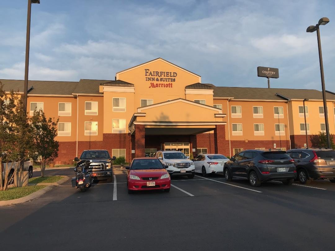 Fairfield Inn & Suites Cookeville-浴室