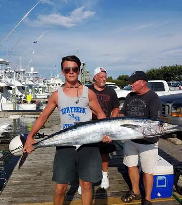 Fistful Sportfishing-斩魔山必去景点