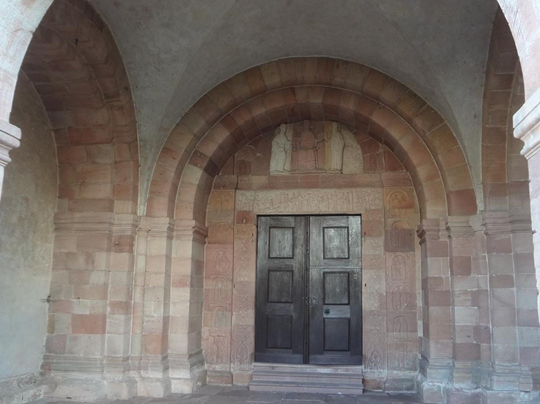 Abbatiale Saint Pierre et Paul - Eglise Sainte Richarde景点图片