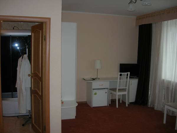 Puteshestvennik Guest House主图