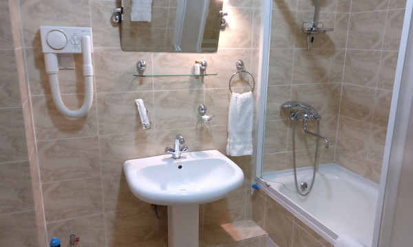 Aidana Plaza Hotel主图