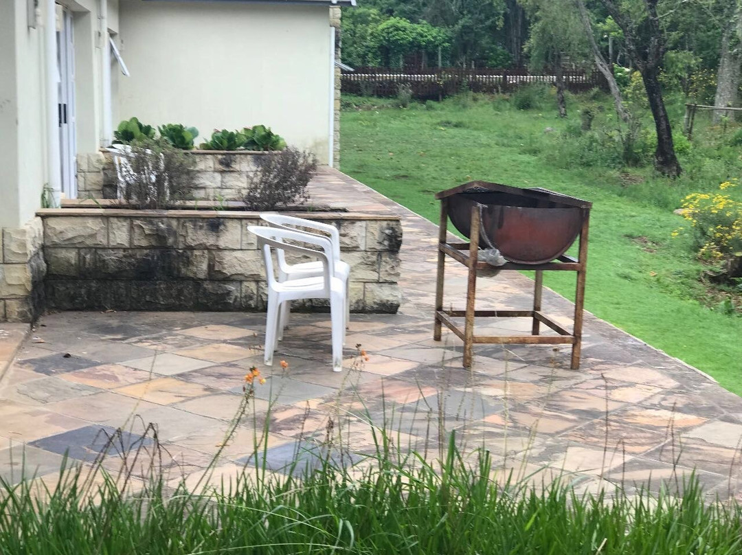 The Historic Hogsback Inn主图