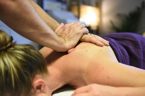 Adjust Massage景点图片