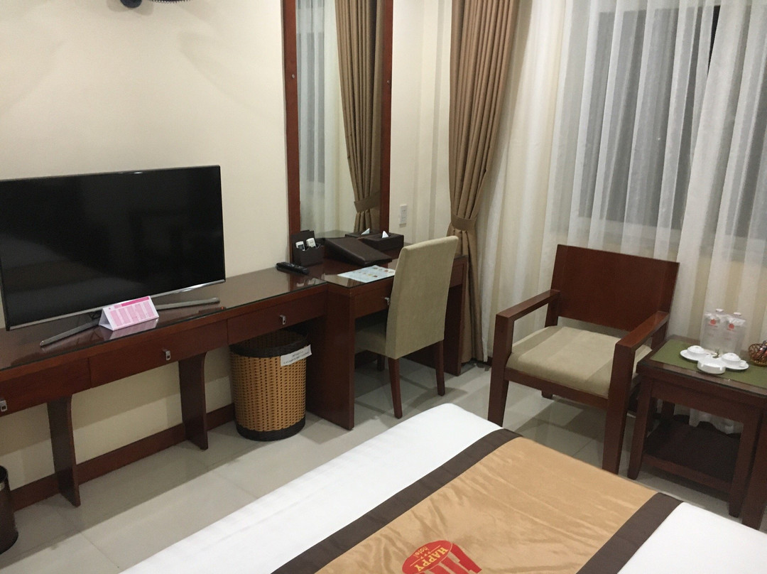 Happy Hotel主图