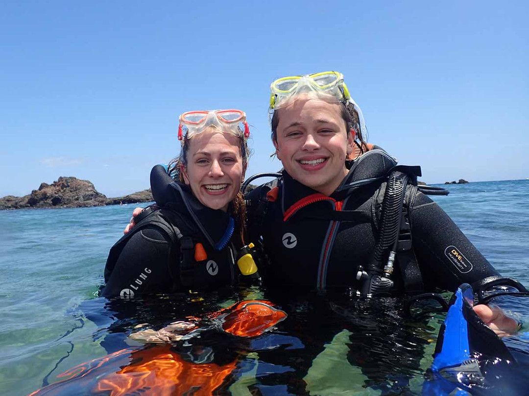 Manta Diving Lanzarote-卡门港必去景点