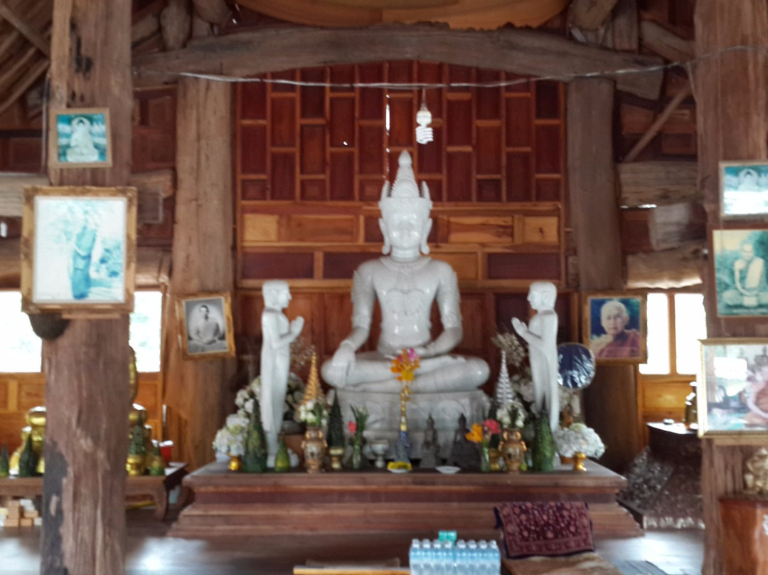 Wat Pu Lua Cave景点图片