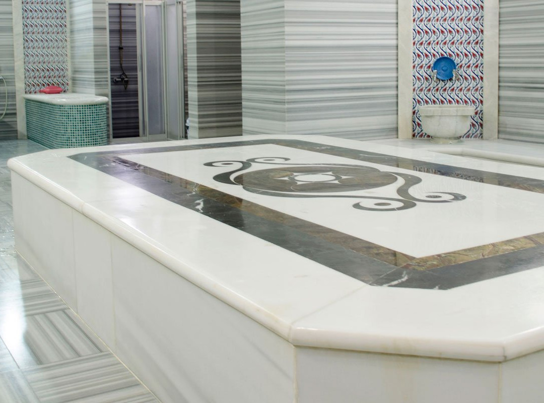 Hamam Muazzam-阿利亚加必去景点