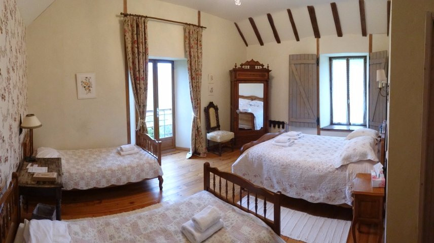 康迪鲁农场酒店主图