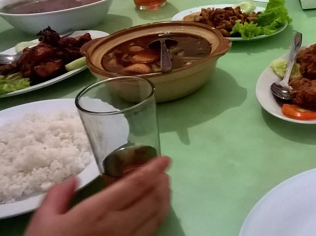 Rumah Makan Dunia Baru