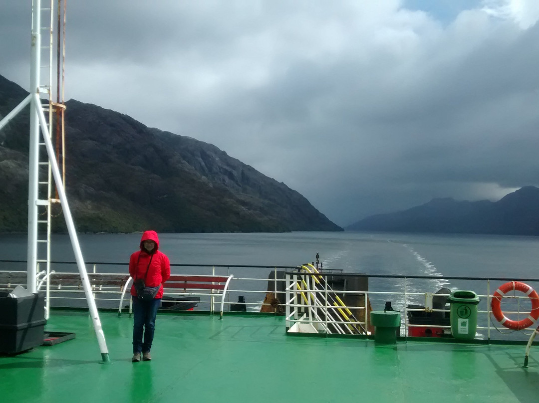 Navimag Ferries-纳塔莱斯港必去景点