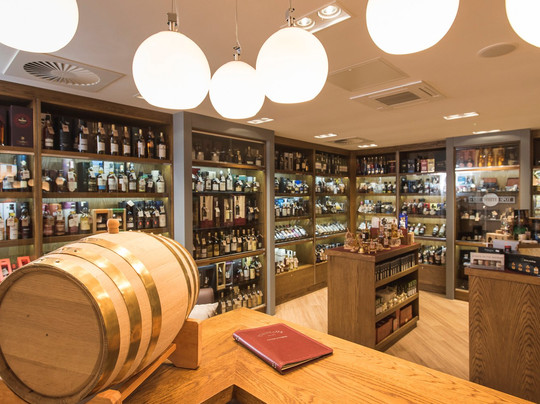 Turmeaus Cigars & Whisky-利物浦必去景点