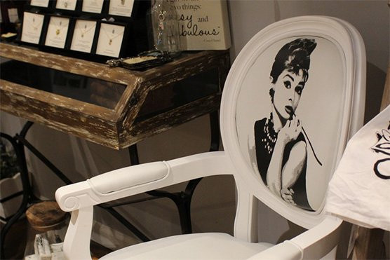 Deena's-波因特普莱森海滩必去景点