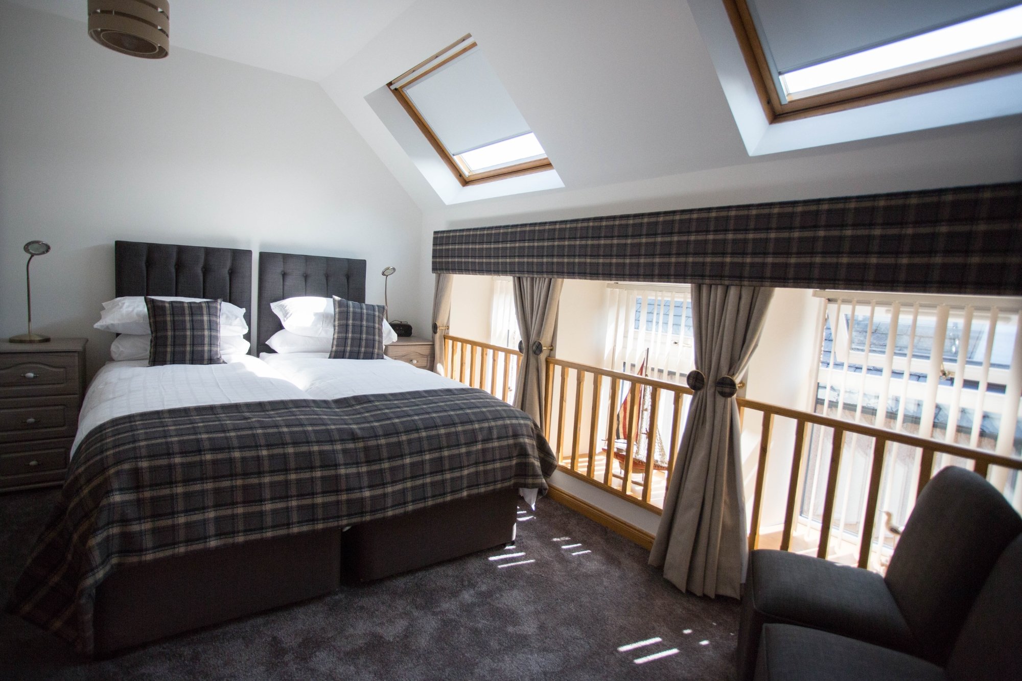 By The Bay Bed and Breakfast-官方