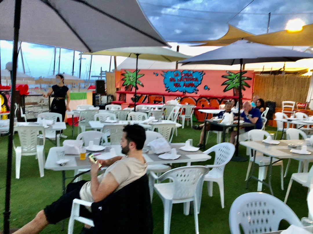 45.com Spiaggia Cucina Musica