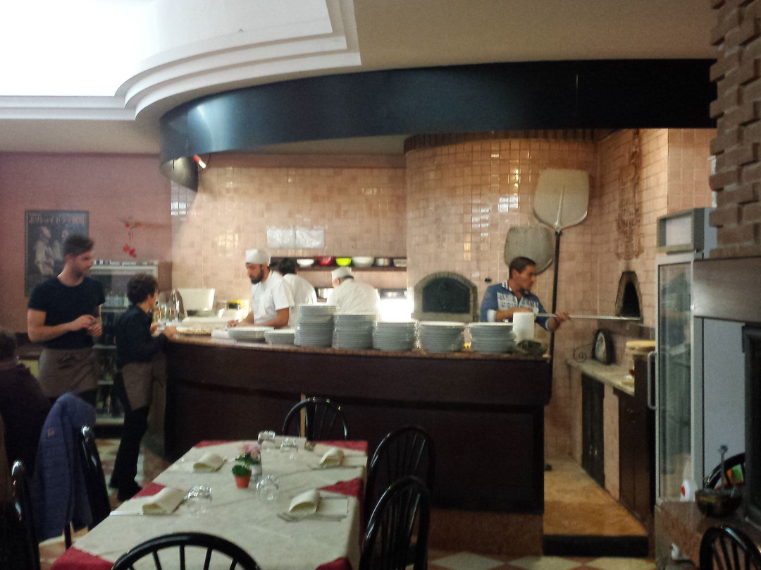 Pozzonovo旅游景点-RISTORANTE PIZZERIA BAR - IL PAIOLO