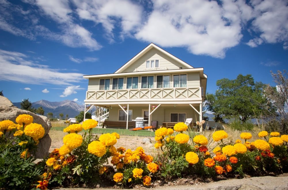 A Riverhouse Lodge主图