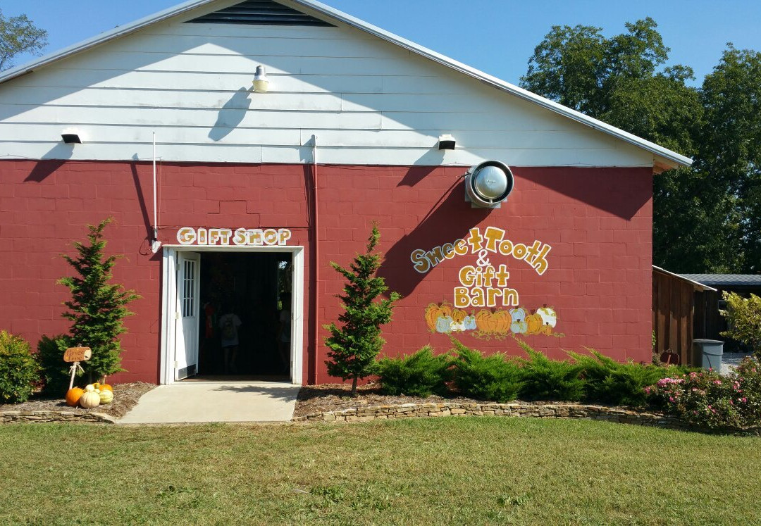 Lyon Family Farms-Taft必去景点