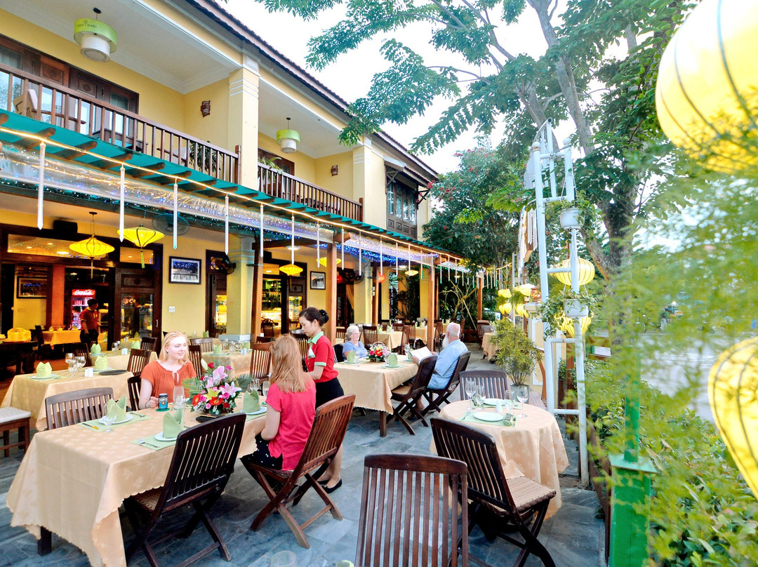 Green Heaven Restaurant & Bar