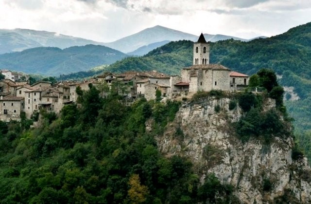 Borgo Medievale di Castel Trosino景点图片