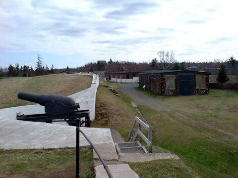 York Redoubt National Historic Site-Fergusons Cove必去景点