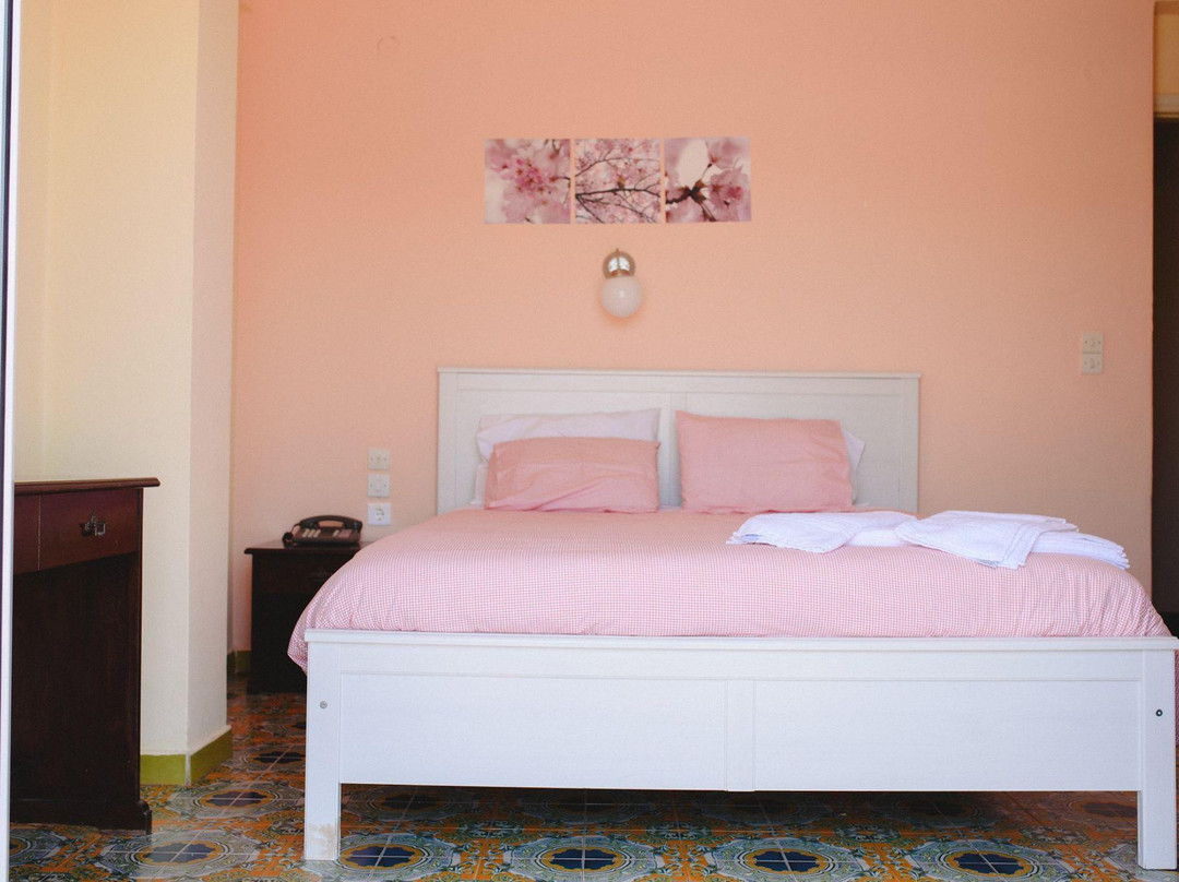 Hotel Papasotiriou主图