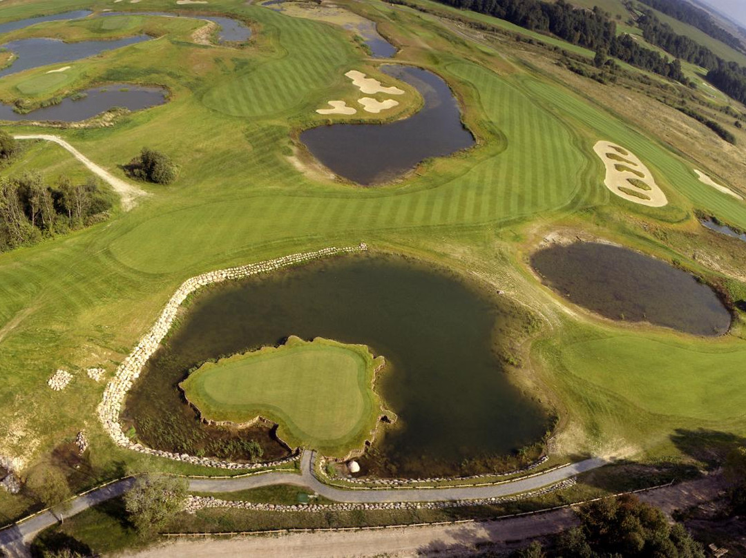 National Golf Resort主图