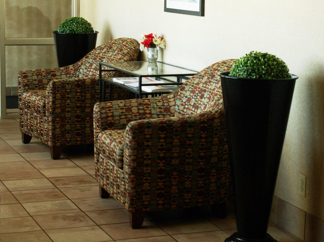 Wonowon酒店住宿-Travelodge by Wyndham Fort St John