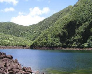 Boeri Lake-Morne Trois Pitons National Park必去景点