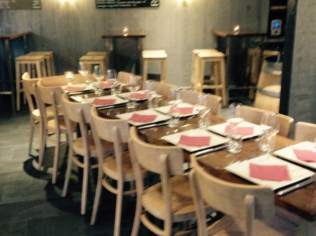 Torgon餐馆和美食-Bar à vins - la QV