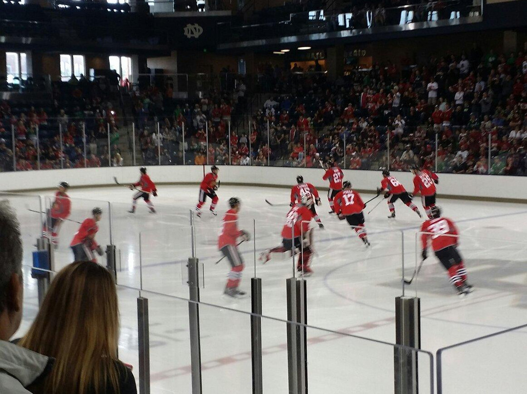 Compton Family Ice Arena-南本德必去景点