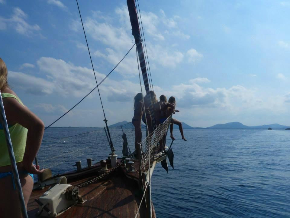 Sailaway Charters-波连萨必去景点