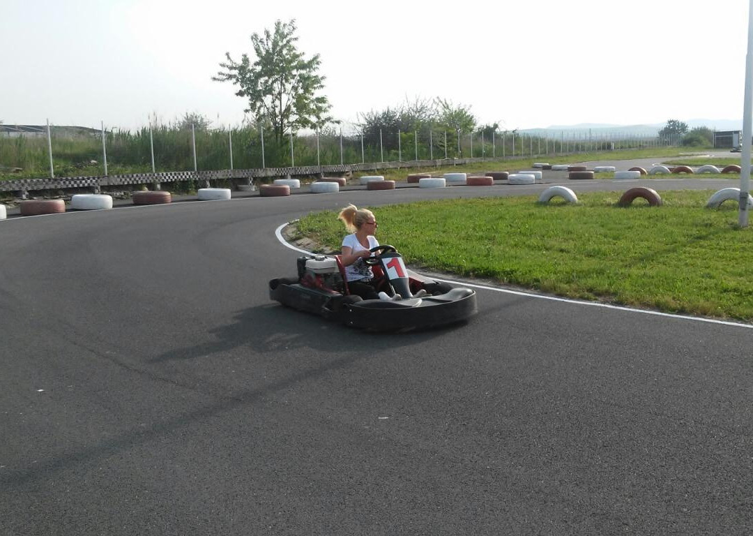 Sunny Beach Karting Track-晴滩必去景点