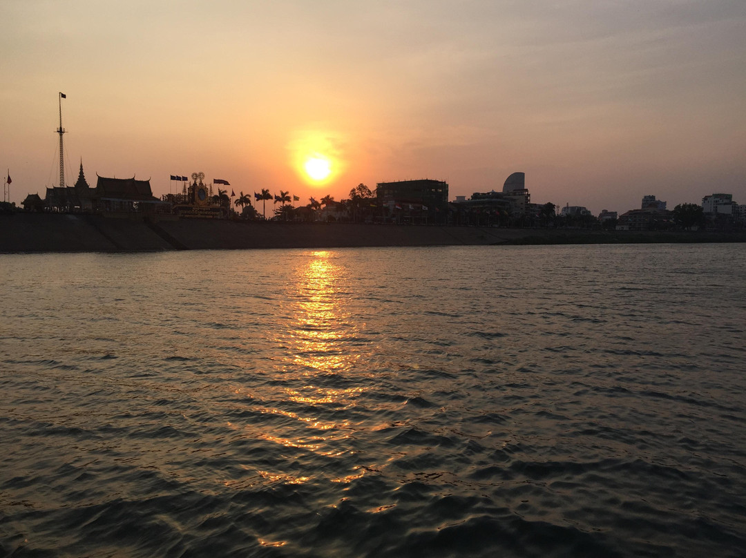 Cambo Cruise-金边必去景点