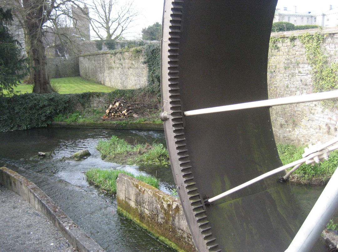 The Manor Mill Wheel-梅努斯必去景点