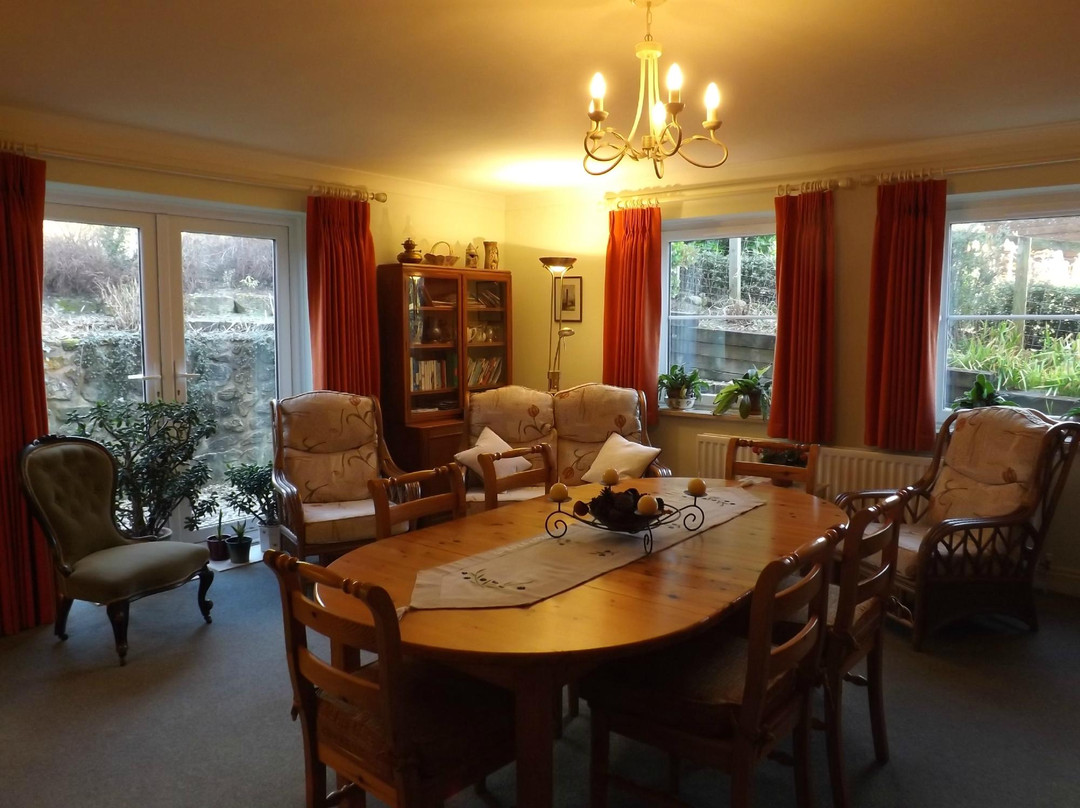 Ash Tree House主图