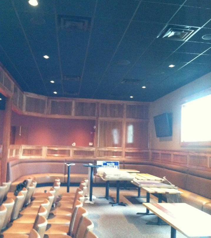 The Lodge Bar and Grill