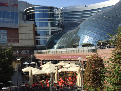 Zlote Tarasy-华沙必去景点