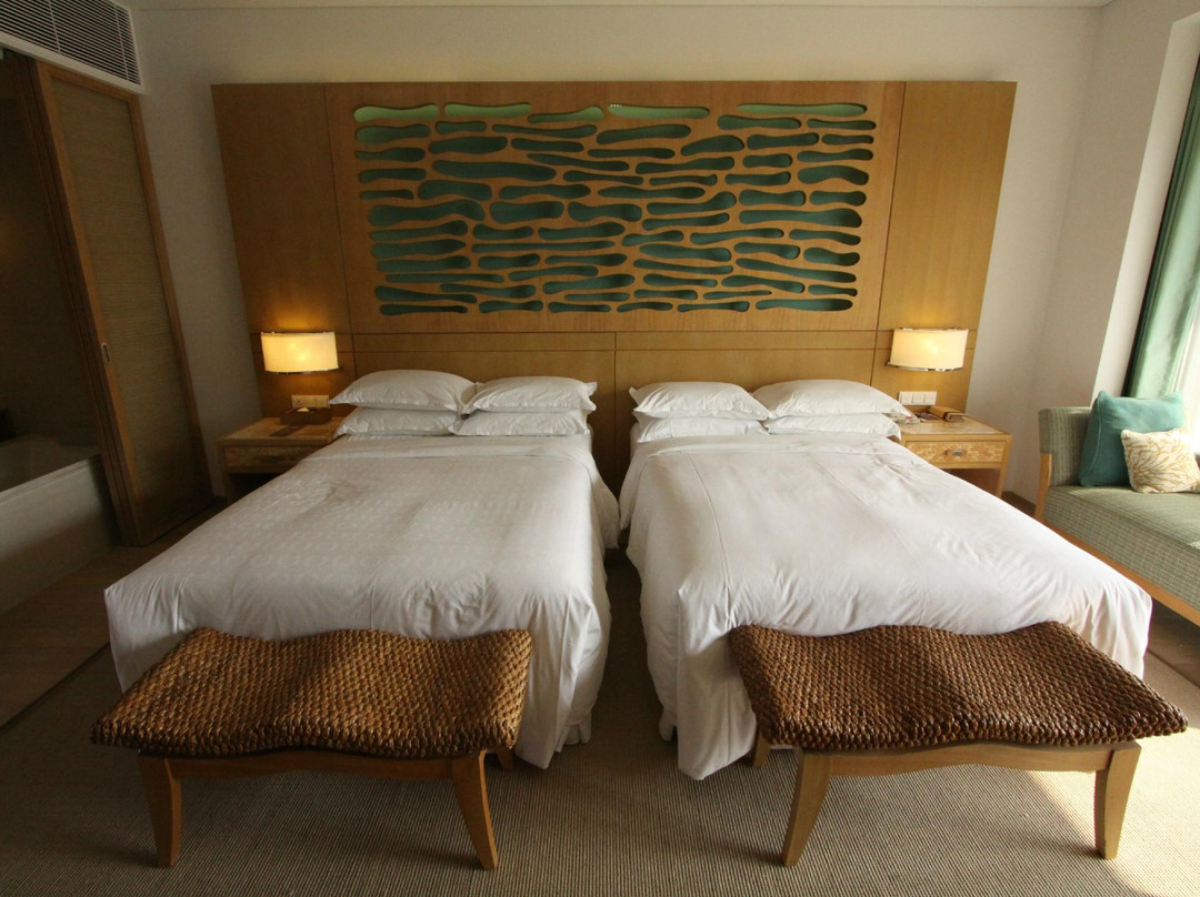 三亚海棠湾喜来登度假酒店主图