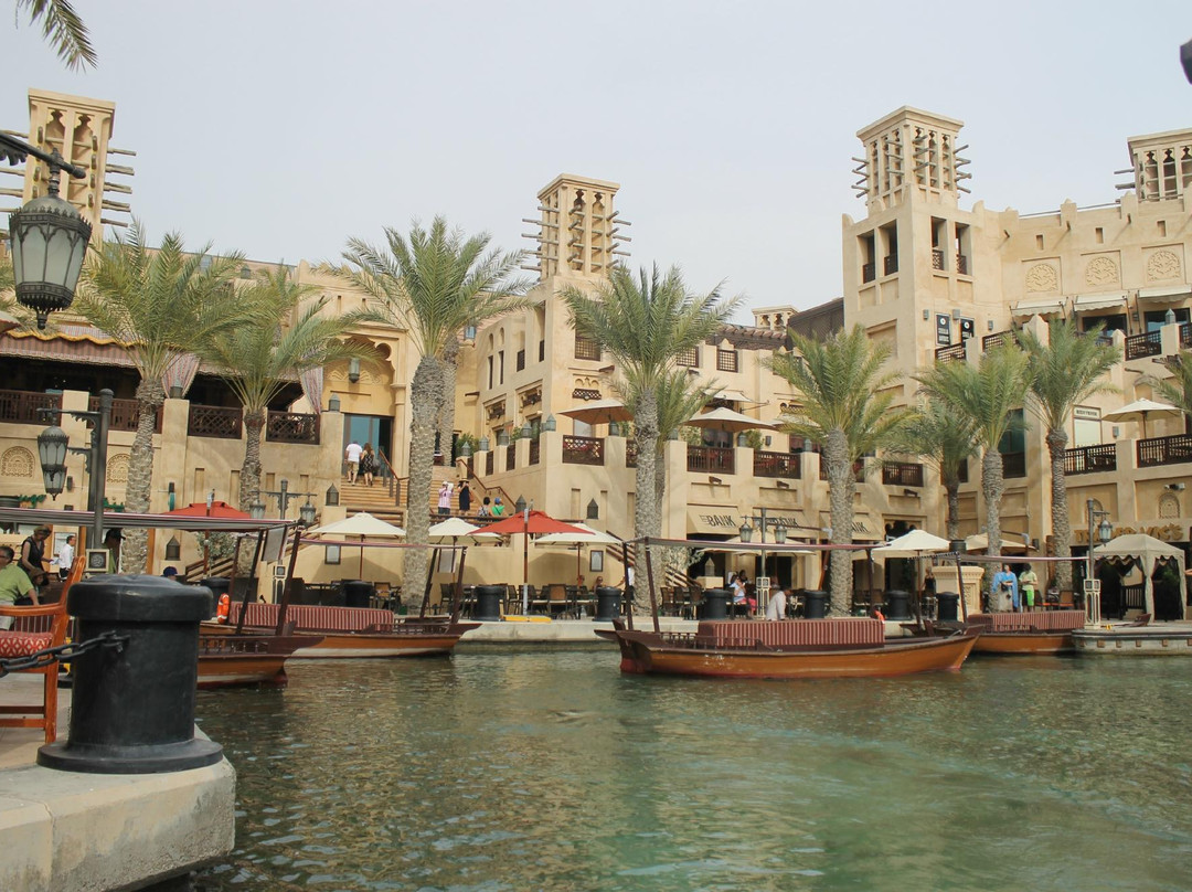 朱美拉露天市场-迪拜必去景点