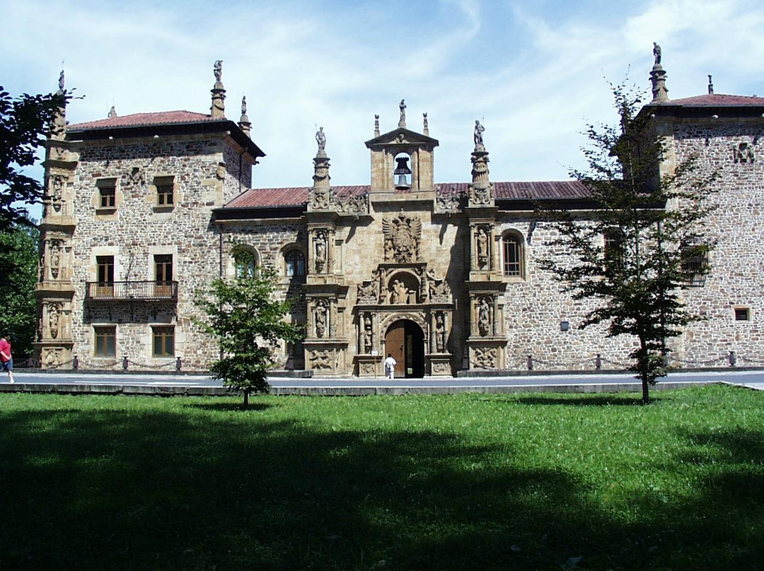 Universidad de Sancti Spiritus desde la Oficina de Turismo de Onati景点图片