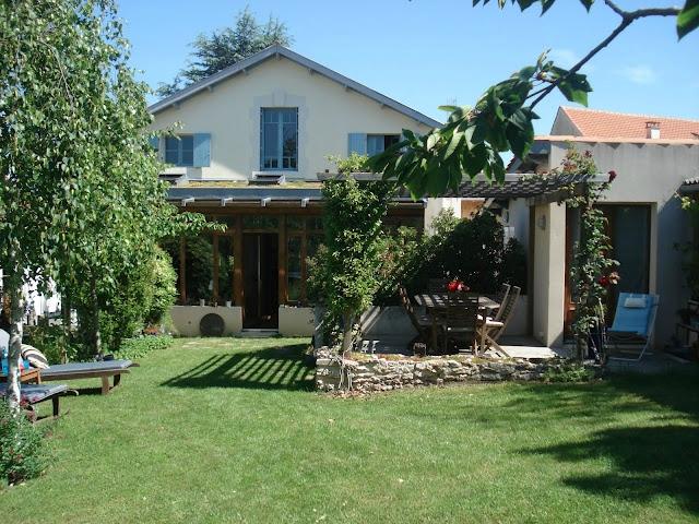 Maison les Trois Freres-官方