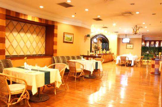 潍坊国际金融大酒店（世界风筝广场世纪泰华购物广场店）主图