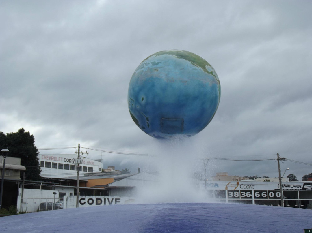 Praca Jose Von Zuben-维涅杜必去景点