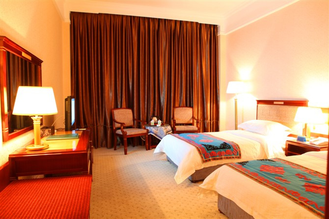 茂县国际饭店主图