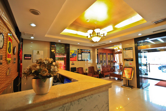 IU酒店(西安钟鼓楼回民街店)主图