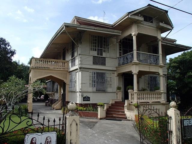 Hofilena Heritage House-锡莱市必去景点