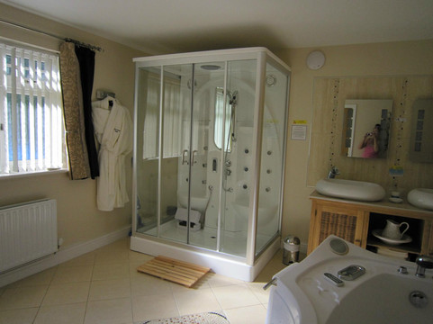 Grovewood House主图