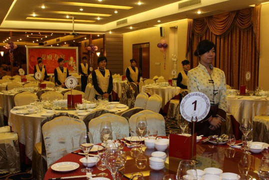 皇家太子酒店主图