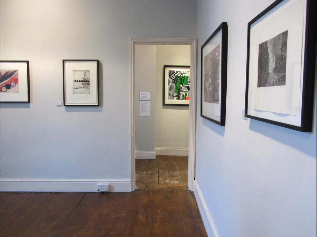 Stoneman Gallery-彭赞斯必去景点